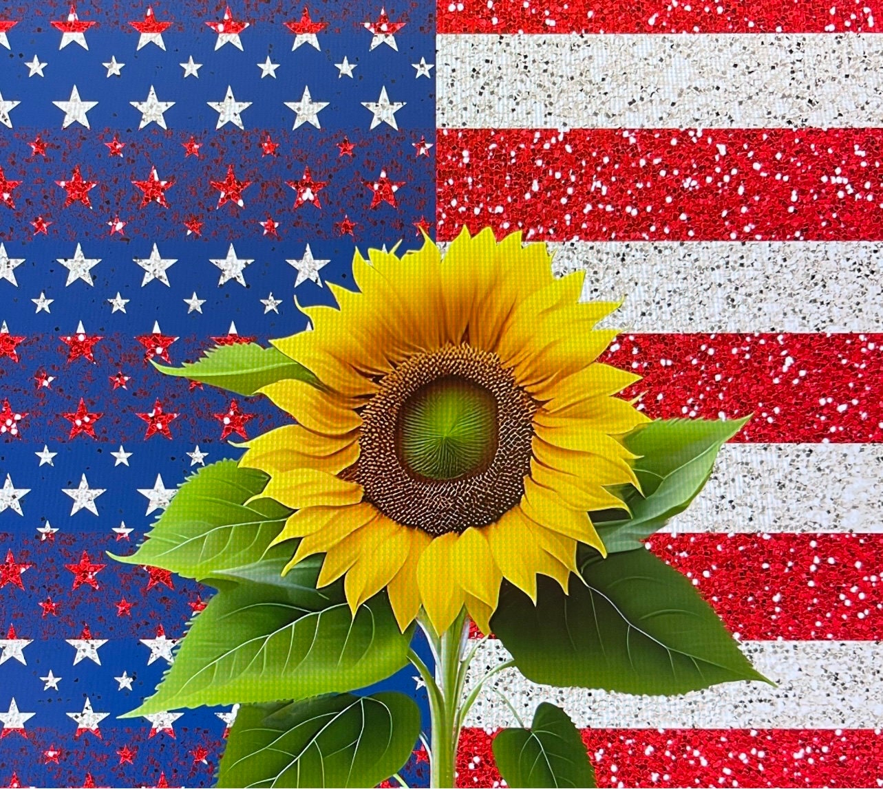 Patriotic Sunflower, 20 oz with lid and straw, American, flag, insulated and anti-skid silicone bottom