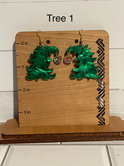 Curved Christmas Tree Earrings