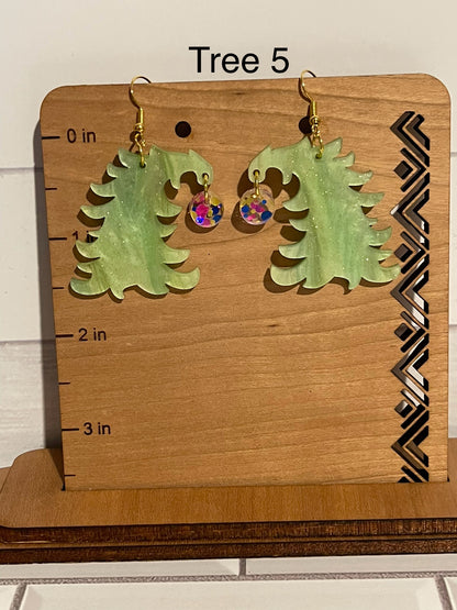 Curved Christmas Tree Earrings