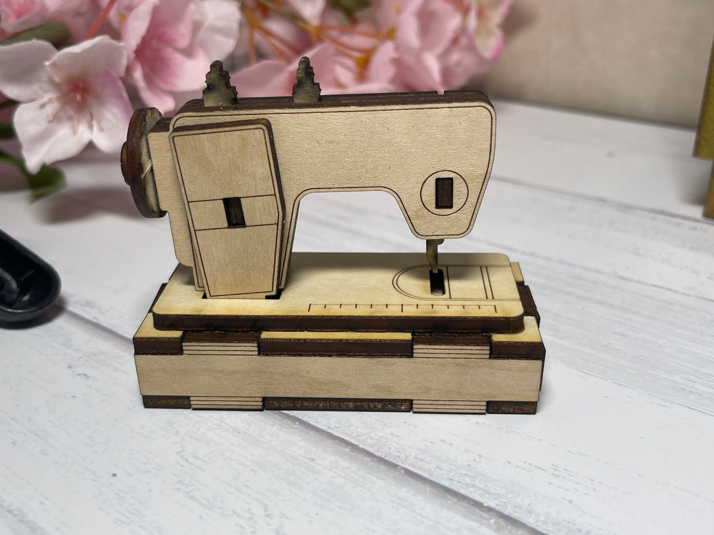 Miniature Modern Detailed Sewing Machine