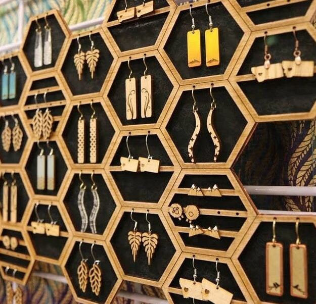 Honeycomb Jewelry Hanger